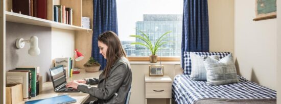 househat-1-1 househat-1-1